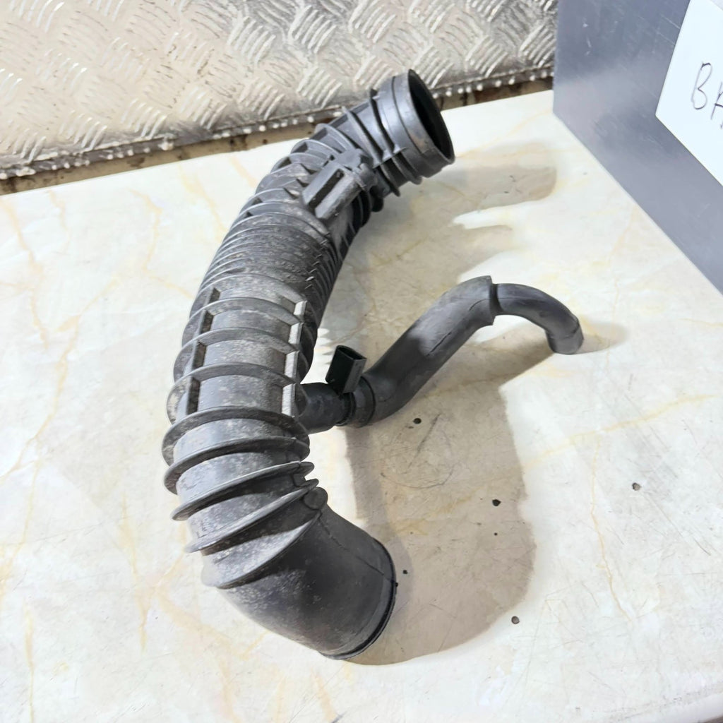 Mercedes-Benz Vito 3 2014-2019 W447 Air Intake Hose A6395281182