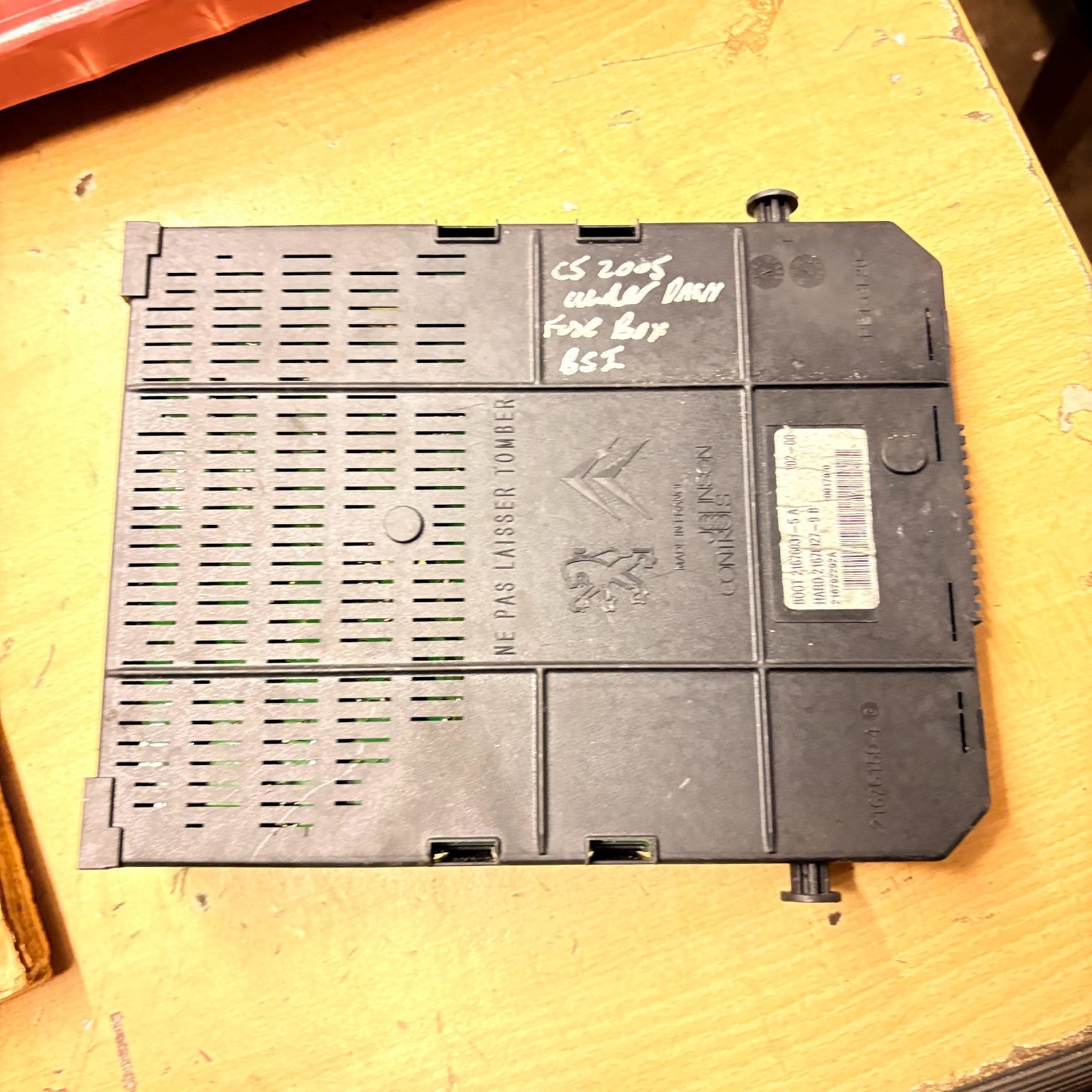 Citroen C5 2005 Under Dash Fuse Box 216792292A