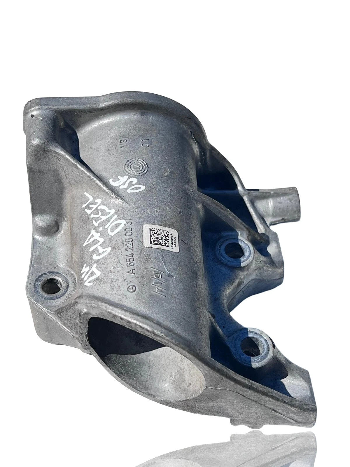 19-ON MERCEDES BENZ A CLASS W177 ENGINE BEARING BRACKET SUPPORT A6542200031