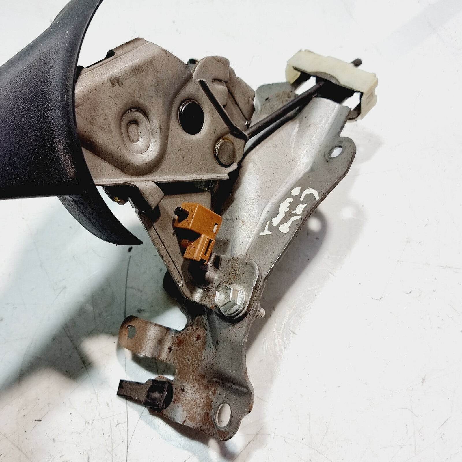 Toyota Yaris Mk3 (XP130) 2011–2017 RHD Handbrake Lever Mechanism