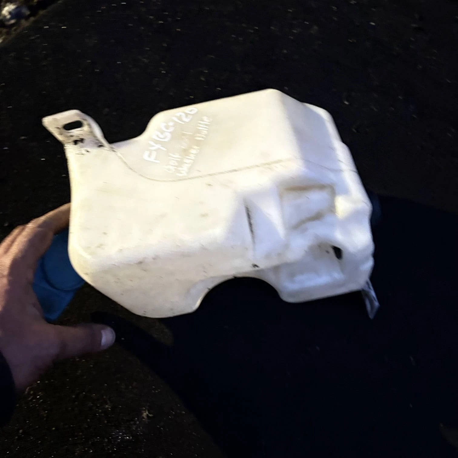 Expansion Tank bottle 1J0955453N Volkswagen Golf Mk4 Bora Jetta 2001