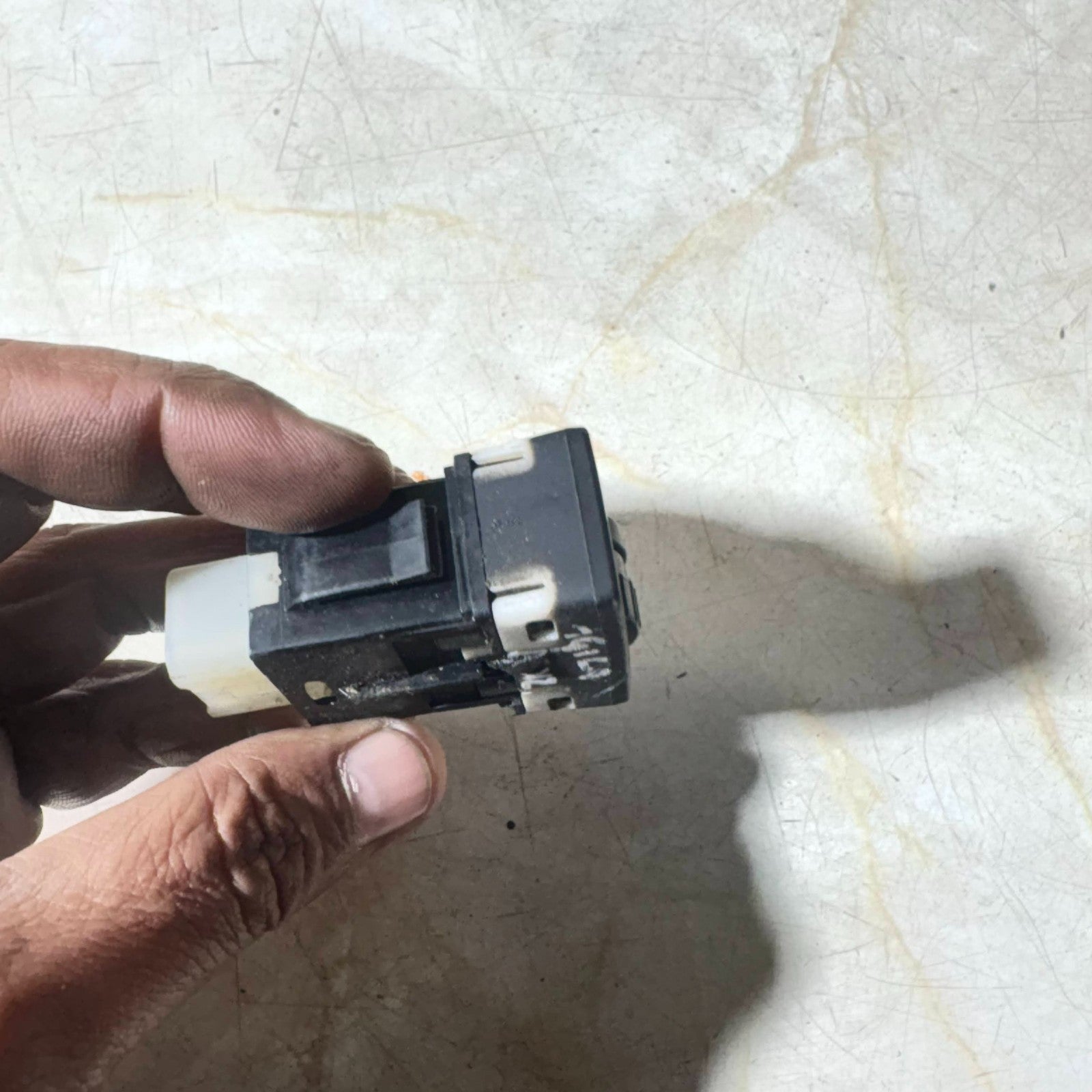 Vauxhall Agila B Headlight Lamp Control Adjuster Switch 5 Pin 2012-2016