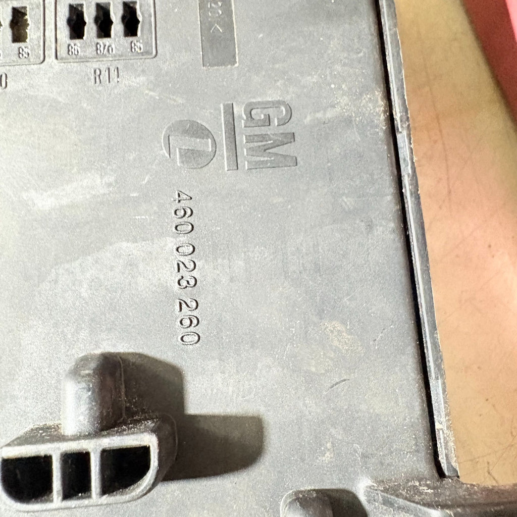 VAUXHALL VECTRA MK2 C 02-09 1.9 DIESEL FUSE RELAY BOX 460 023 260