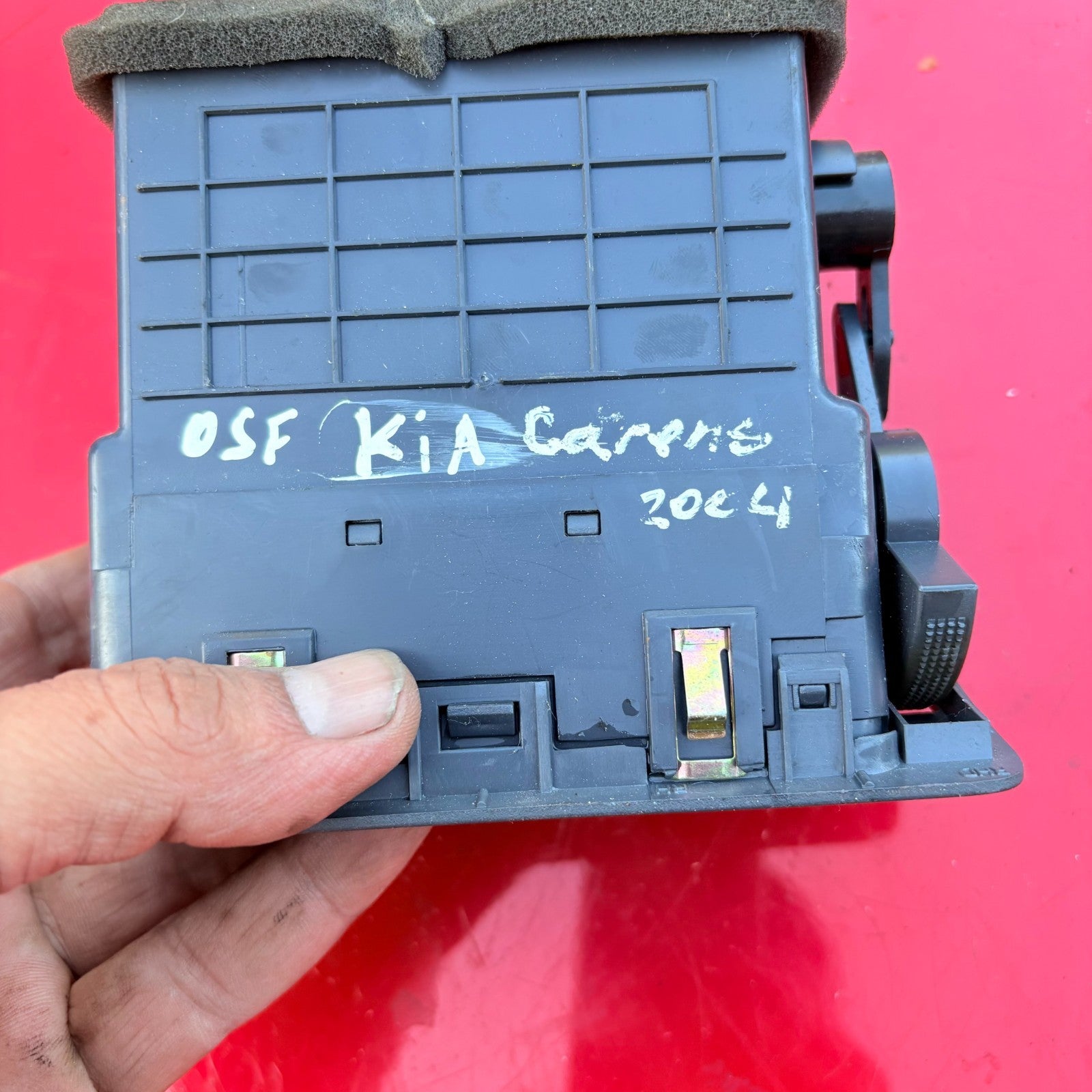 Kia Carens 2004 Dash Vent (Air Vent Grille) 0K2EZ6491X Driver Front Right Side