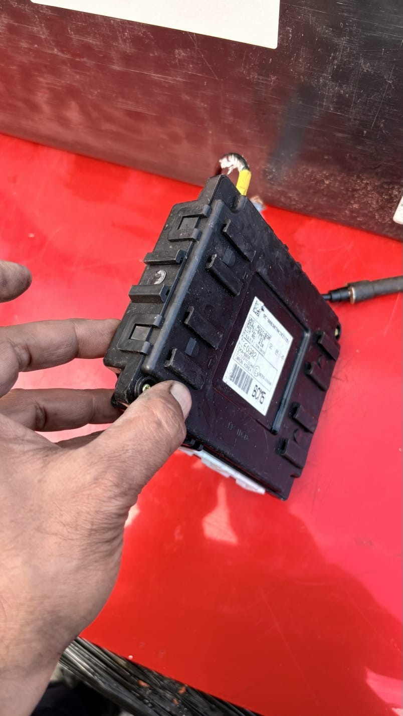 95400 B9510 97RA 010086 Hyundai Comfort Control Unit Module OE 2015