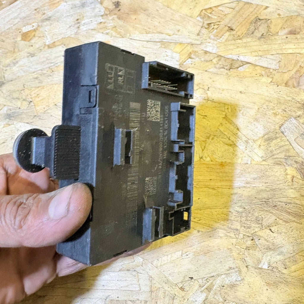 Audi A1 8X Mk1 2011-2018 Front Right Door Control Module 8X0959793B