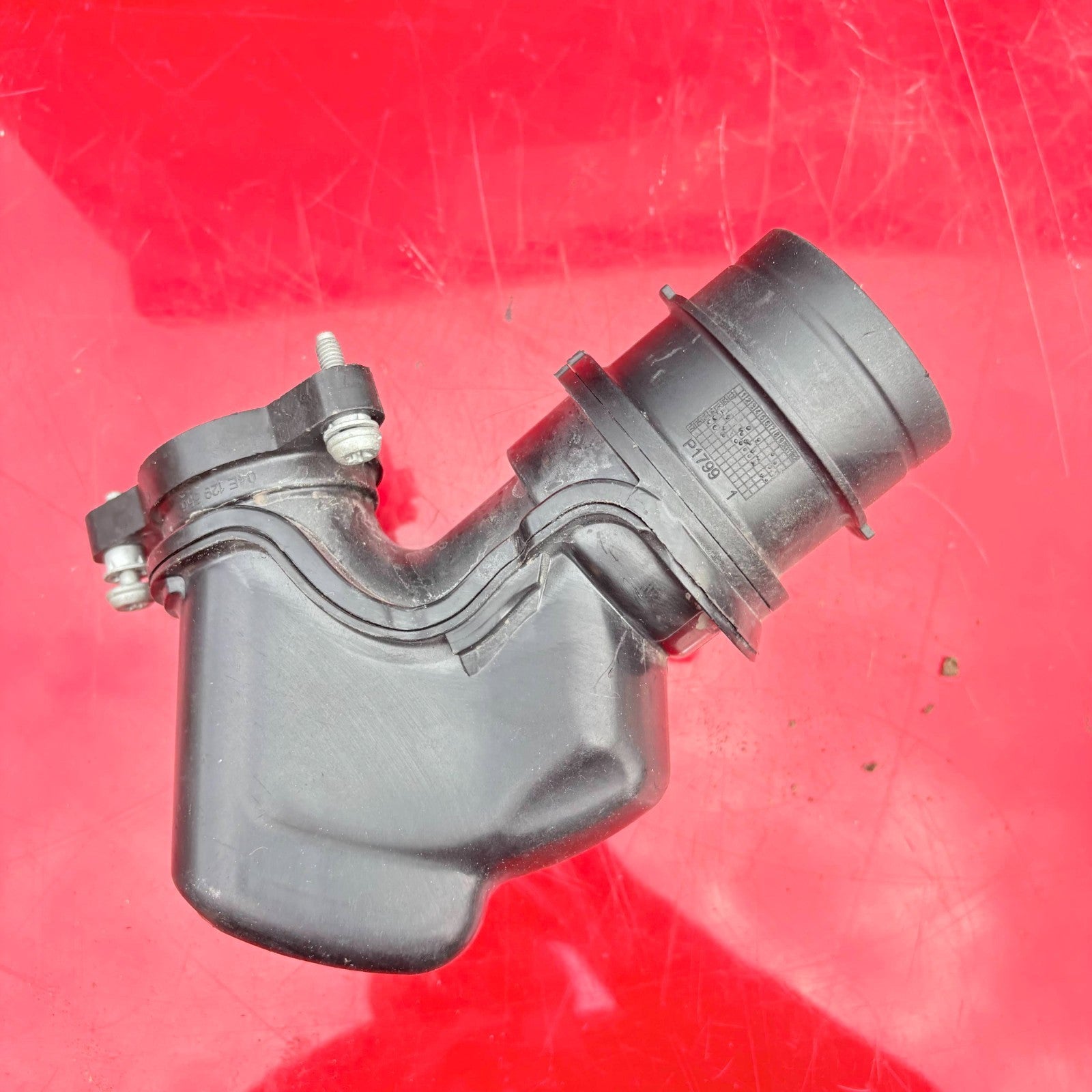 Skoda Fabia Mk3 NJ 2014-2021 Turbo Air Intake Pipe 04E129656