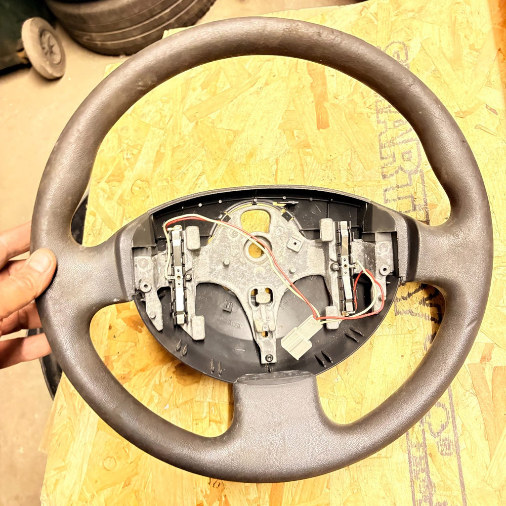 Renault Scenic II/Grand Scenic II X84 Steering Wheel 8200106306E 2003-2009