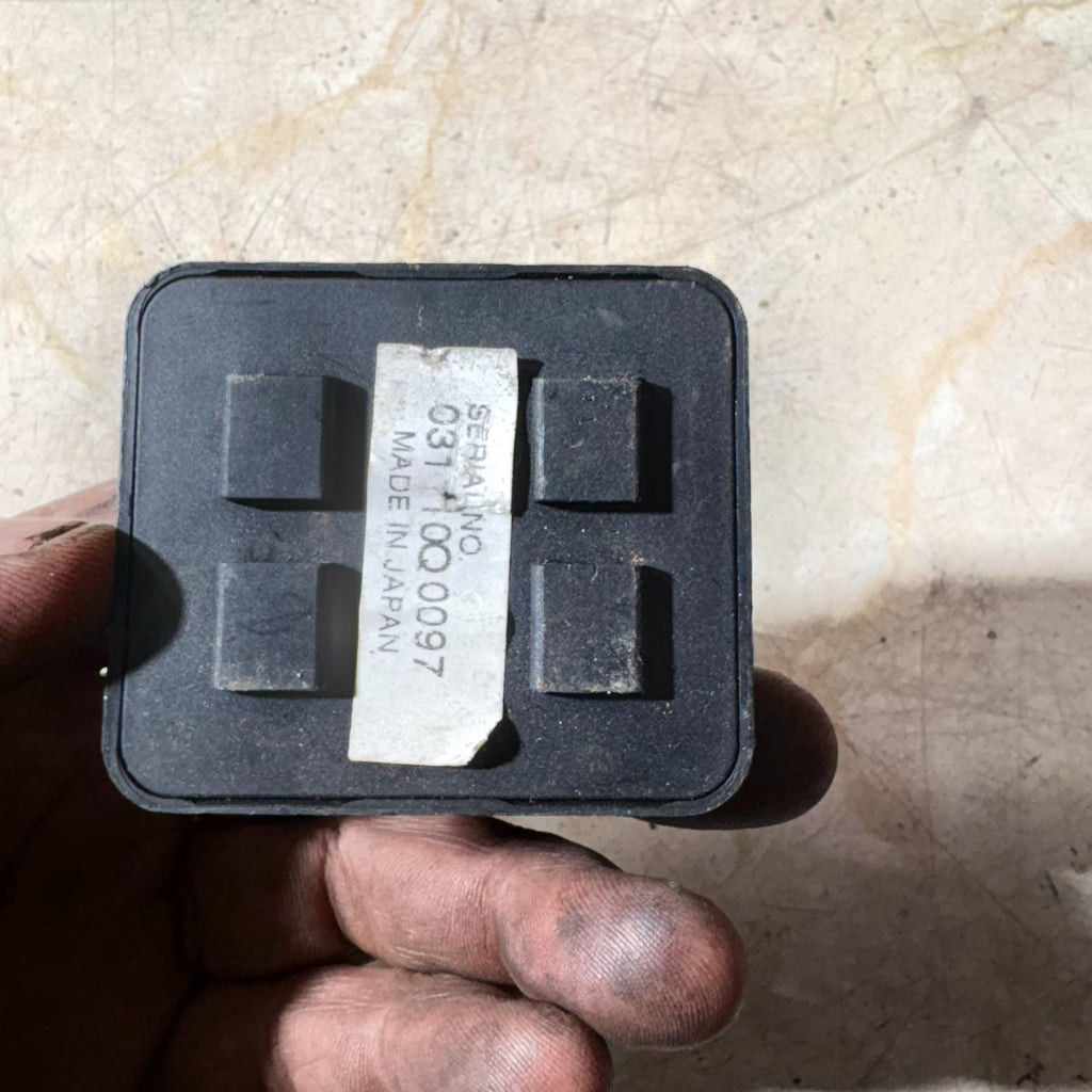 Toyota RAV4 XA20 5 Door 2000-2006 Glass Breakage Sensor Control Unit 08192-00970