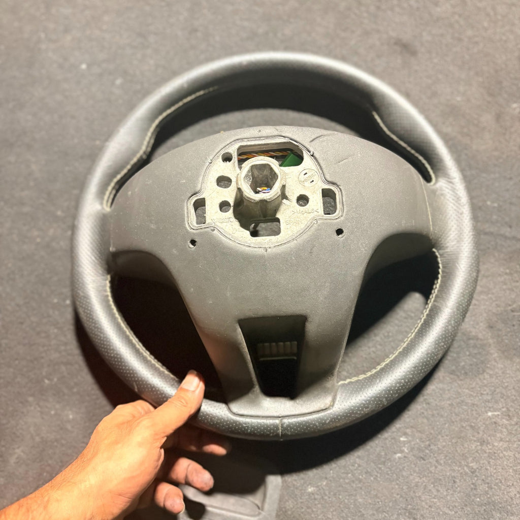 Volvo V40 R-Design Leather Steering Wheel 2012-2019