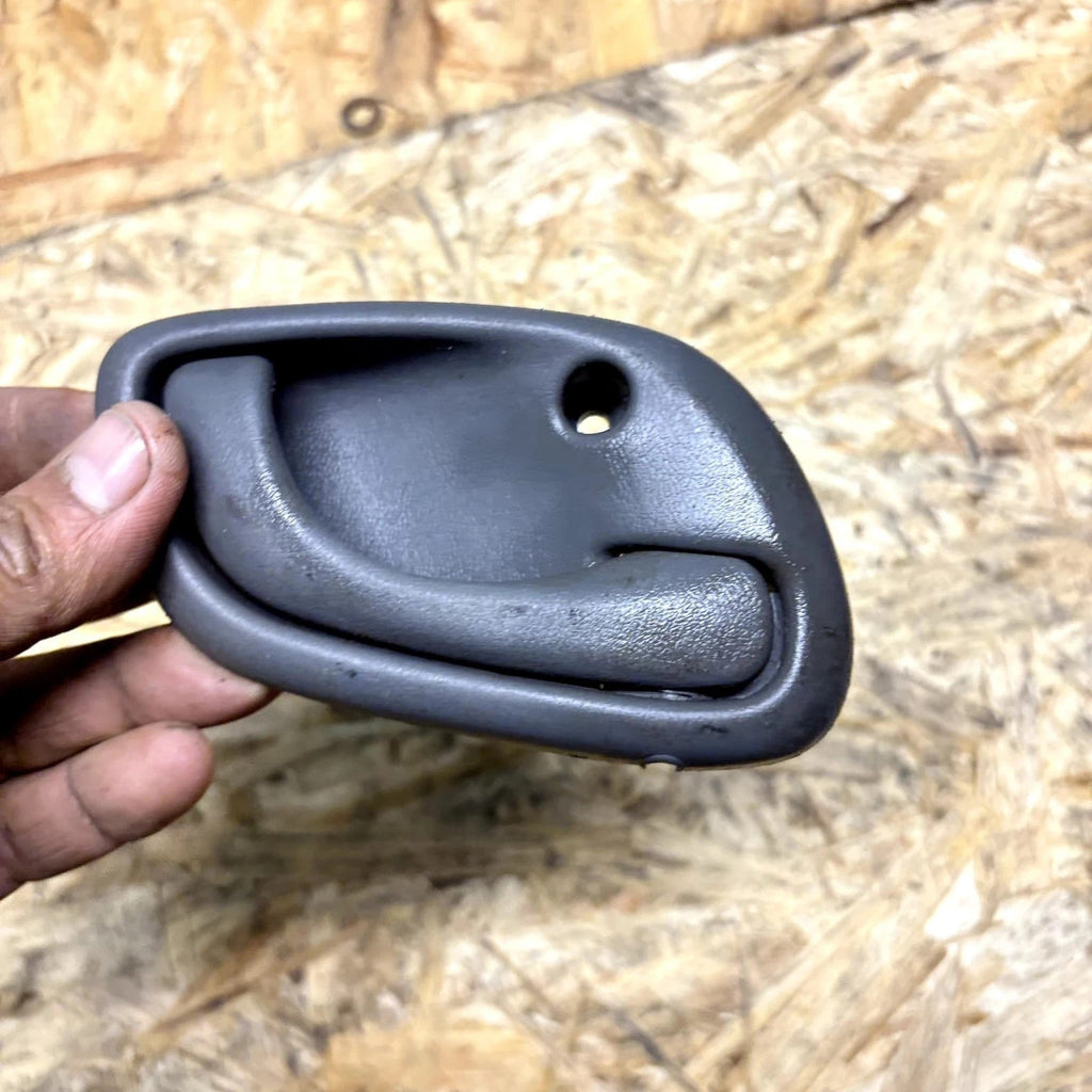 90567525 INTERNAL HANDLE RIGHT FRONT DOOR OPEL AGILA 1.2 B 55KW 5M 5P (