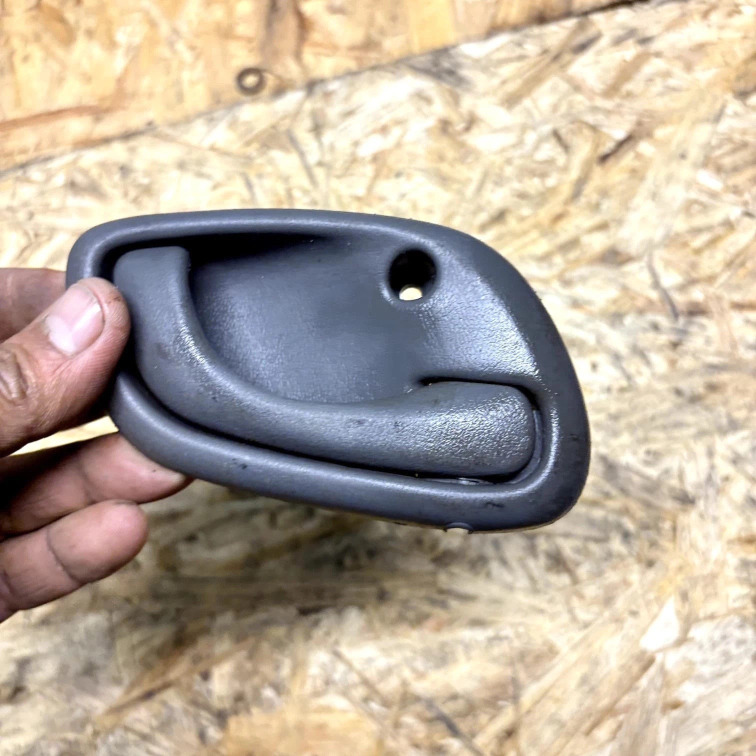 90567525 INTERNAL HANDLE RIGHT FRONT DOOR OPEL AGILA 1.2 B 55KW 5M 5P (