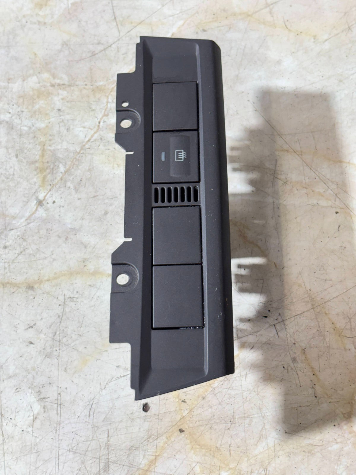 FORD FOCUS MK2 HEATED WINDSCREEN DEMISTER SWITCH PANEL 4M51-13D734-DC