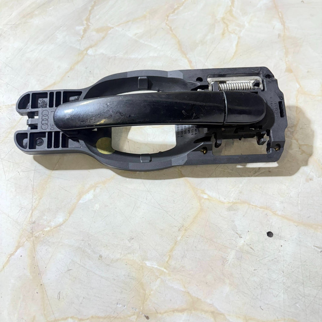 Audi A2 8Z0 2000-2005 Front Left (NS) Exterior Door Handle 153352010 3B0837207