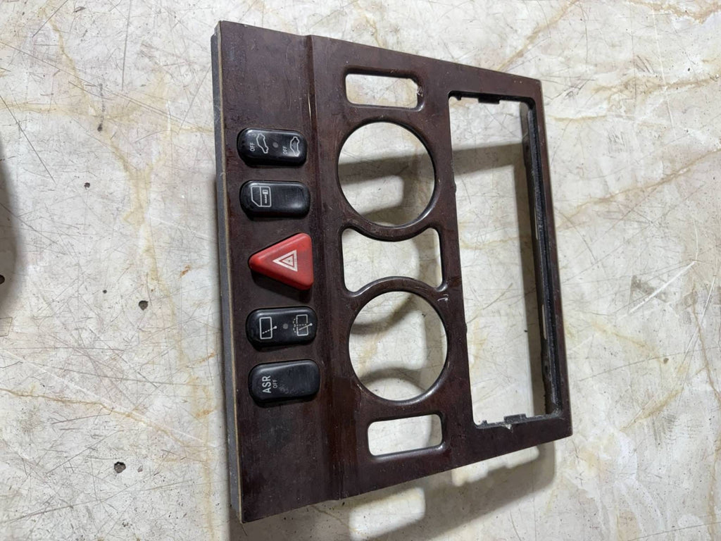 Mercedes 1999 Centre Console 2108210071 Switch ESP Switch A2026882808