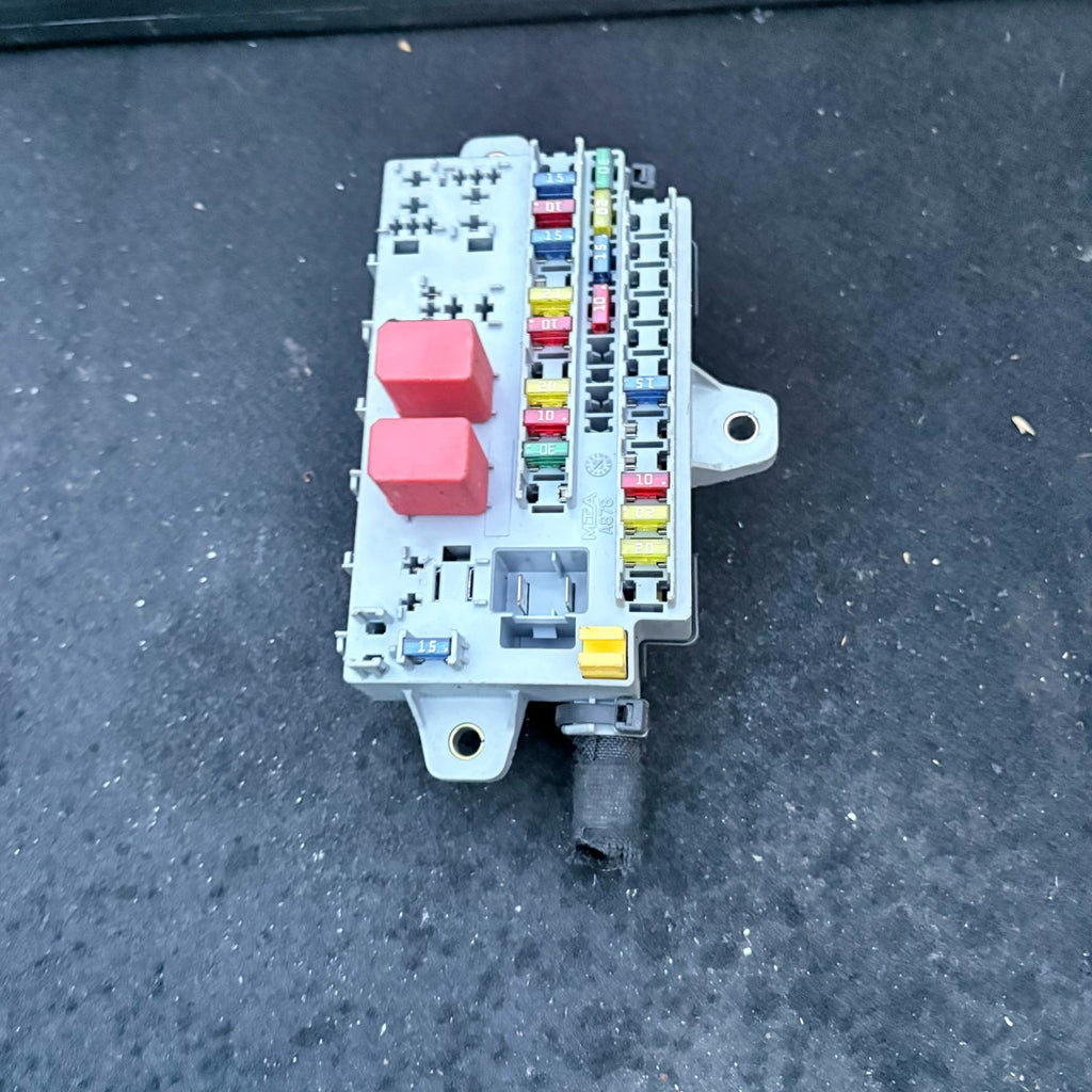 Citroen Relay/Jumper Peugeot Boxer Fiat Ducato 2002-2006 Under Dash Fuse Box