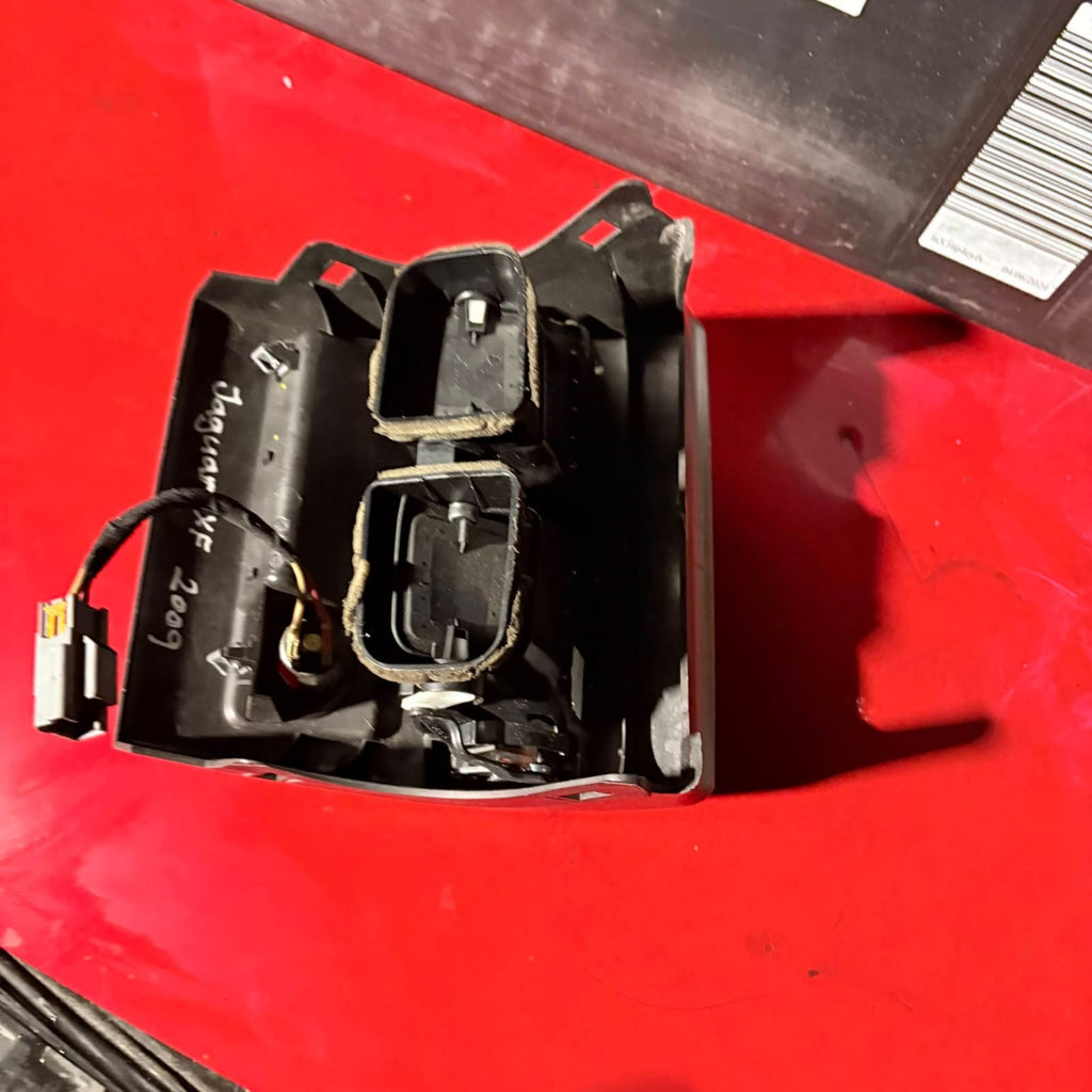JAGUAR XF X250 2009 REAR AIR VENT GRILL CENTRE CONSOLE AX23-67846-A