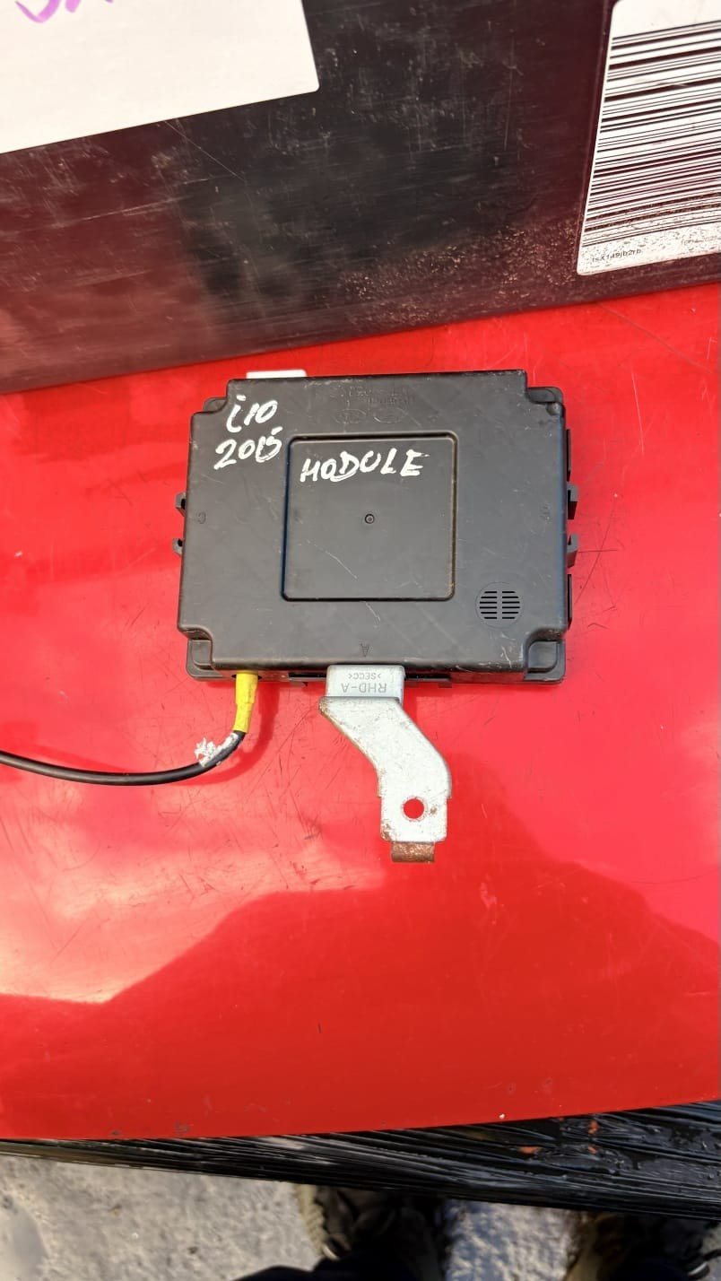 95400 B9510 97RA 010086 Hyundai Comfort Control Unit Module OE 2015