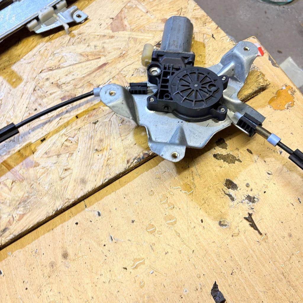 FORD Transit Connect Window Regulator Front Right Side 0130821992