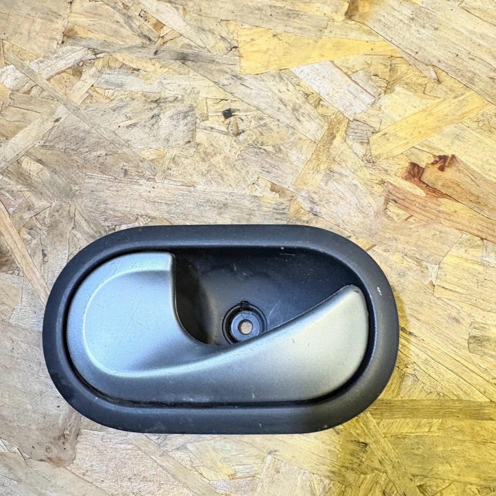 Renault Clio MK3 2005-2012 Rear Left Inner Door Handle Passenger Side