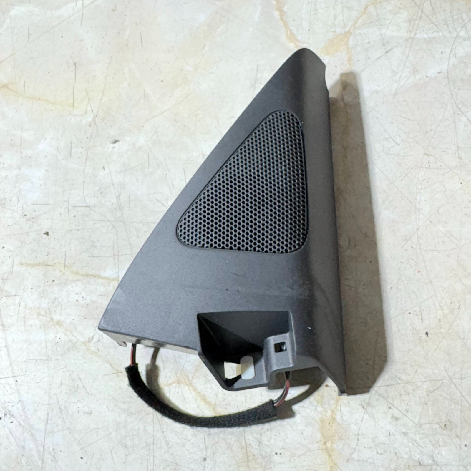 VW Tiguan 5N Mk1 Right Front Door Tweeter Speaker 5N0035412A 2007-2016