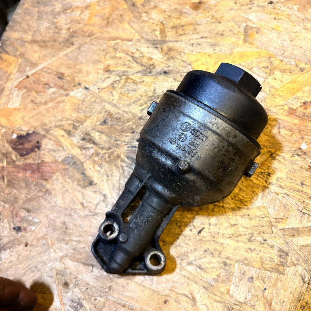 VOLKSWAGEN POLO MK4 2009-2014 OIL FILTER HOUSING 03D 115 403 D