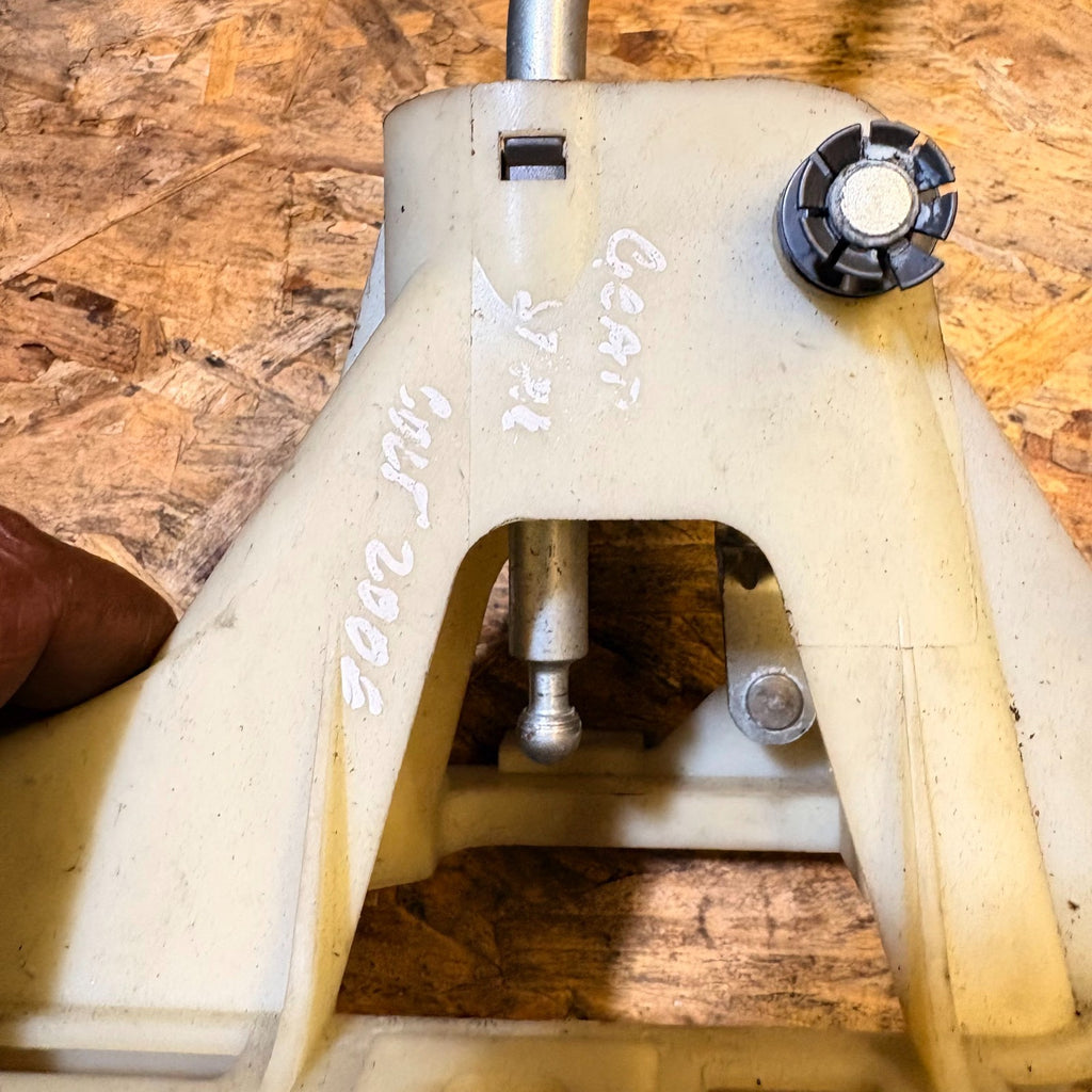 Mitsubishi Colt 2006 Gearshift Lever Mechanical MN 178047