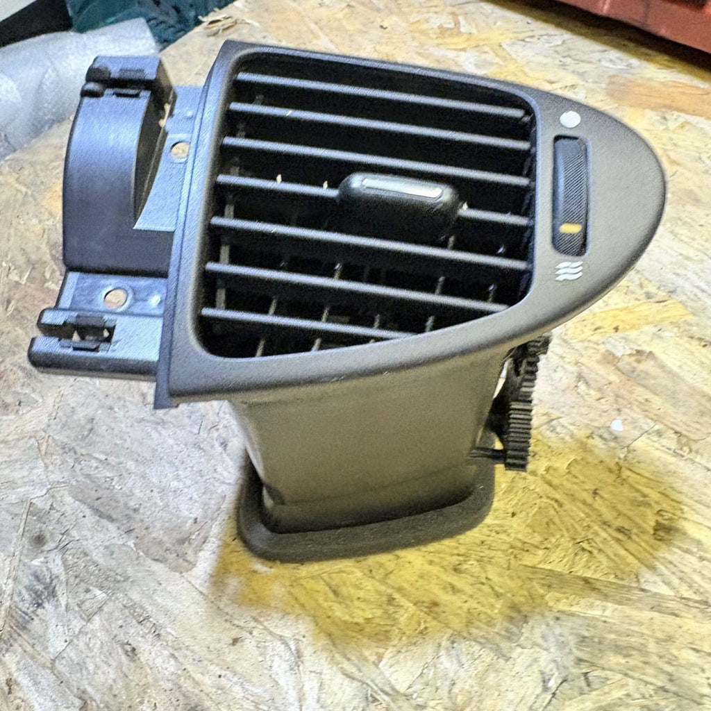 Jaguar S-Type dashboard side air vent grill trim 2R8319C893AE RCE17859 NSF