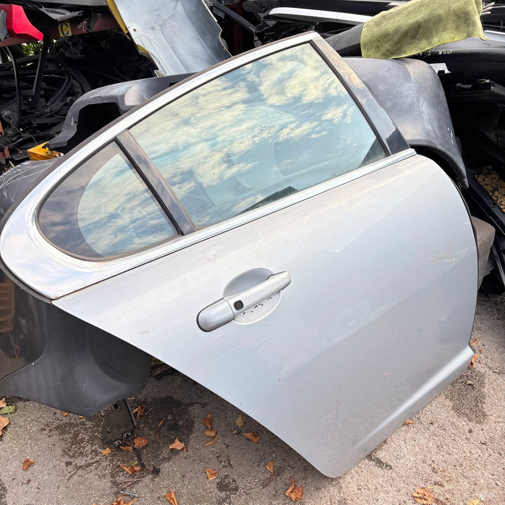 Jaguar XF X250 2008-2015 Saloon Rear Right Complete Door Free Postage C2Z2013