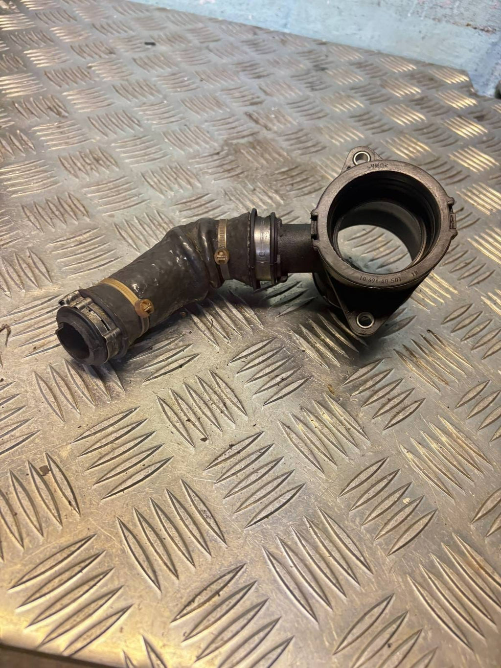 Volvo V40 Cross Country D2 1.6D Turbo Intake Hose 1051412S03 28783290 2012-2016