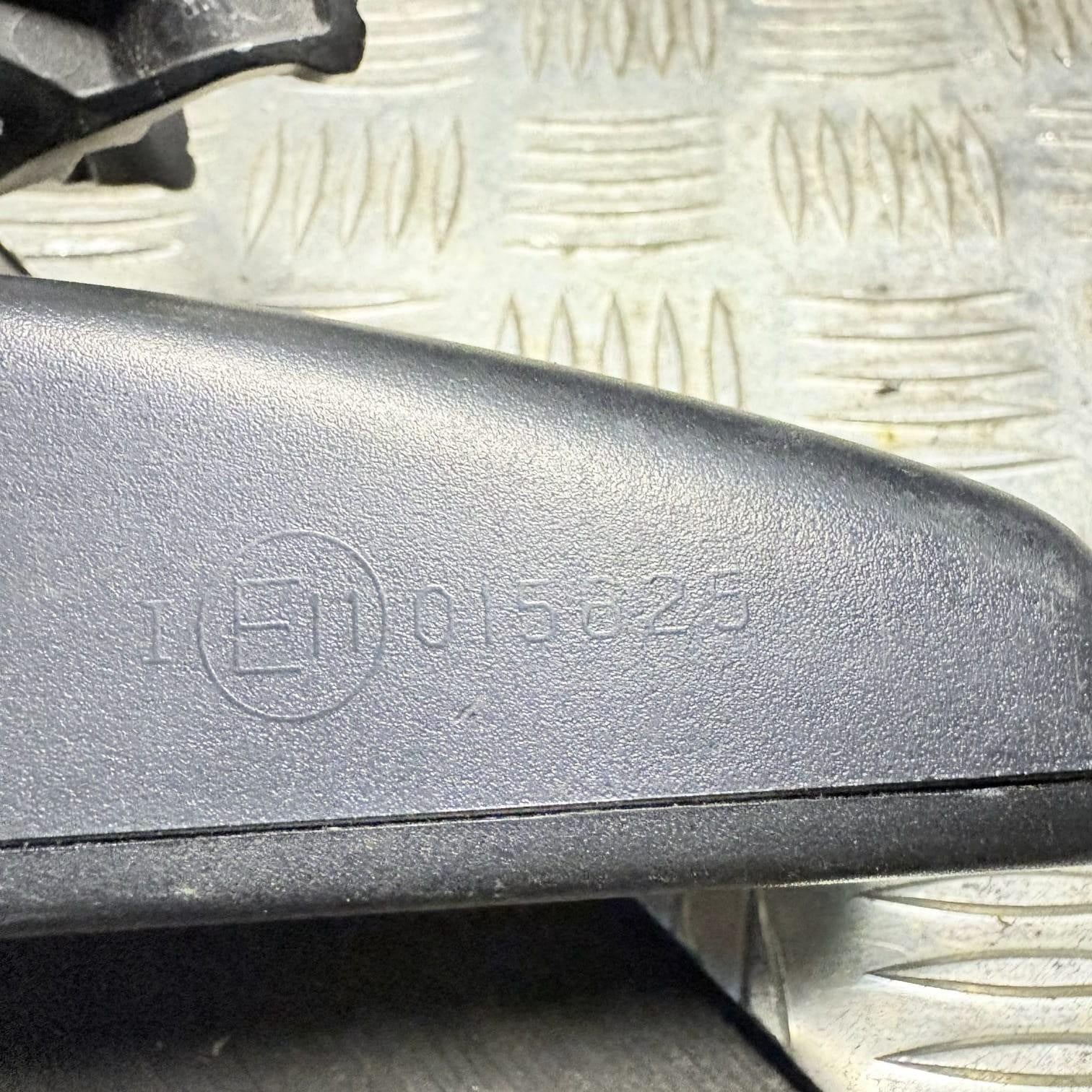 015625 VW Eos 1F 2006-2015 Inside Cabin Manual Dimming Rear View Mirror Black