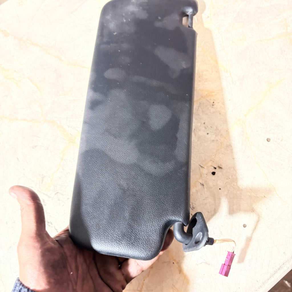 Sun Visor BMW E90 With Mirror Illuminated Left N/S Black 7139445