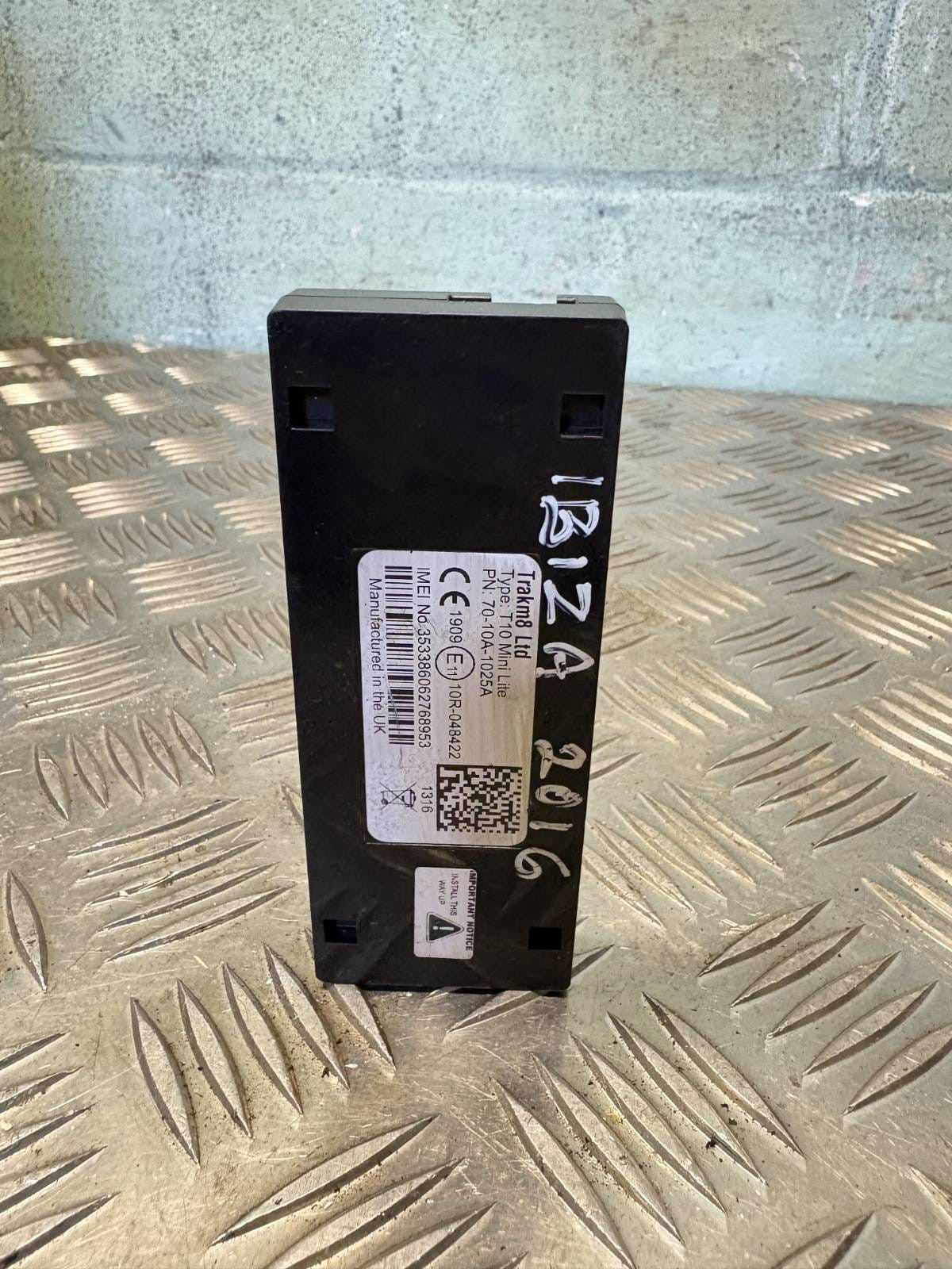 TOYOTA AYGO MK1 GPS CONTROL MODULE ECU UNIT 70-10A-1025A 2016