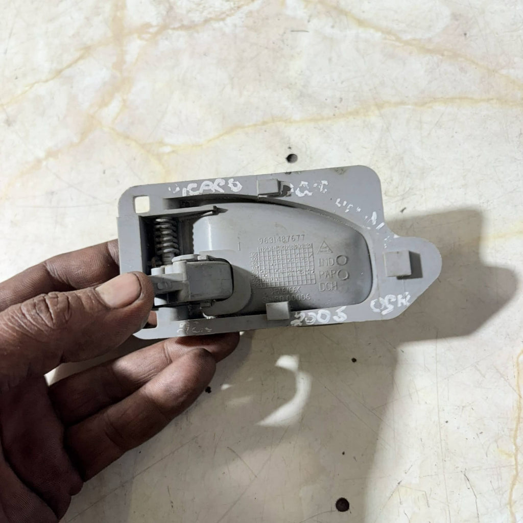 CITROEN XSARA PICASSO 2005 DRIVER REAR RIGHT INTERIOR DOOR HANDLE 9631487677