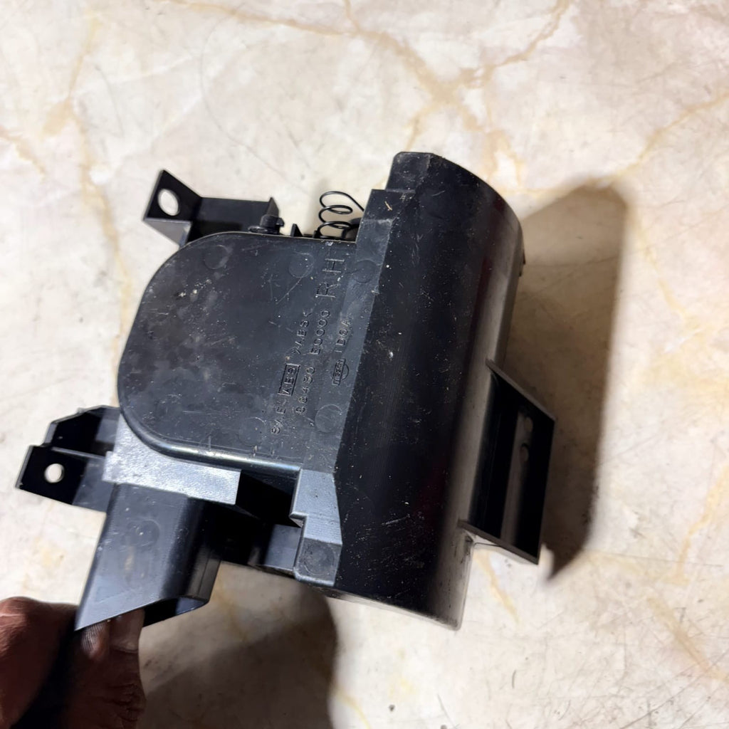 Nissan X-Trail T30 2001-2007 Driver Front Right Cup Holder Compartment