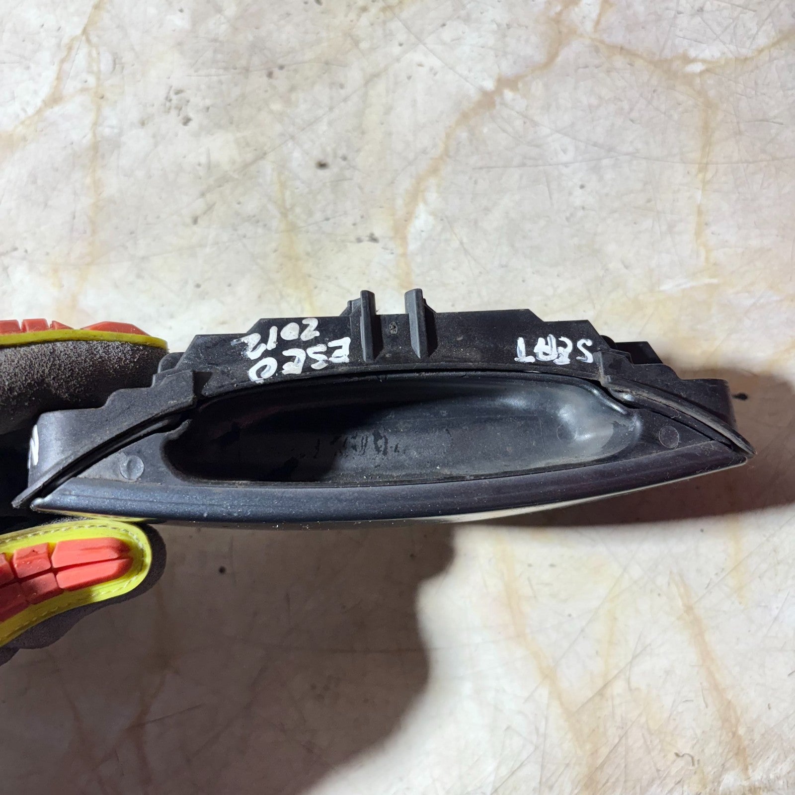2012 SEAT EXEO FRONT PASSANGER LEFT SIDE DOOR HANDLE