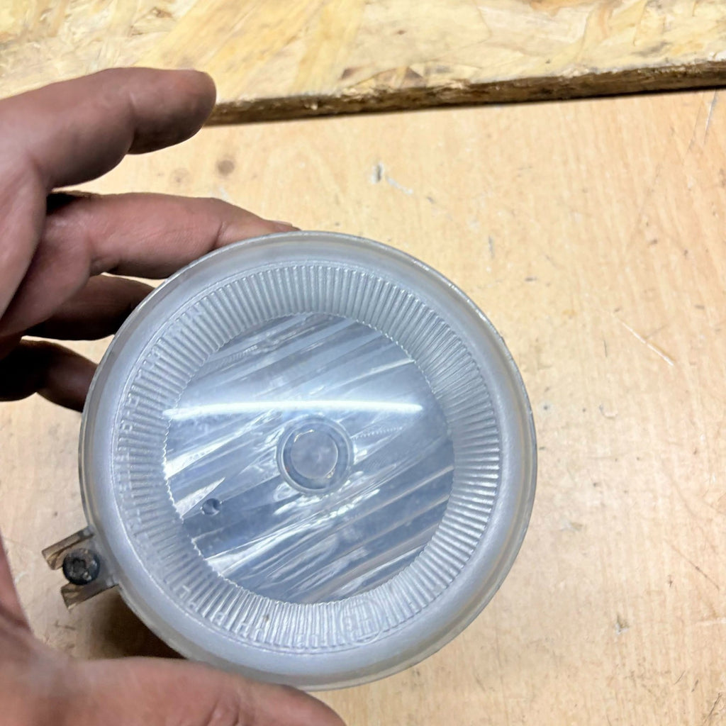 DODGE 2006 FOG LIGHT FOG LAMP OS RIGHT DRIVER SIDE 04805857AA