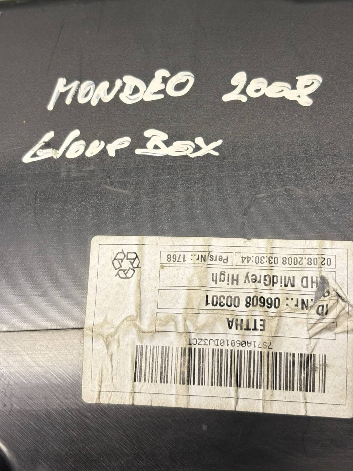 FORD MONDEO MK4 2008 GLOVE BOX (PASSENGER SIDE) 7S71-A06010