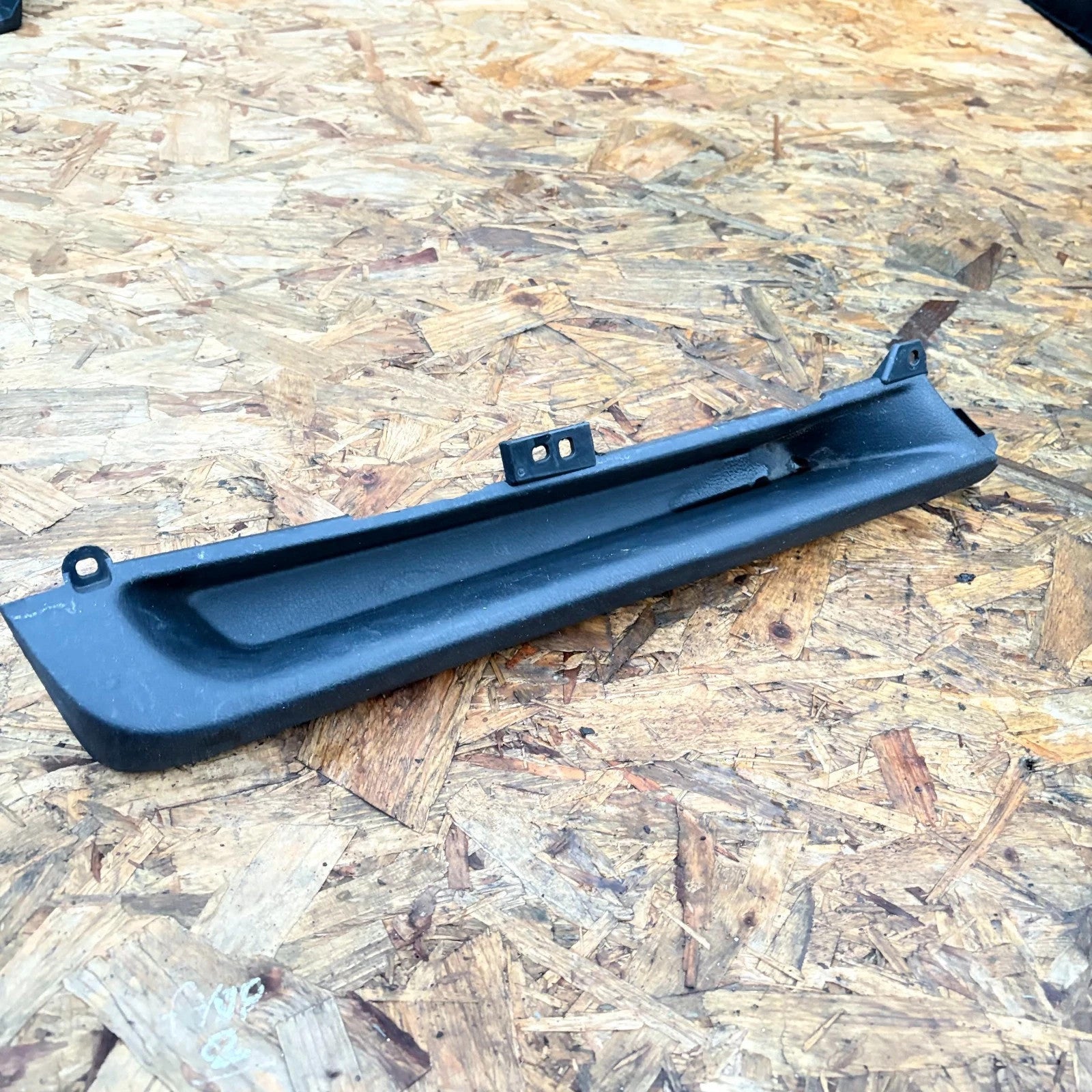 TOYOTA YARIS MK3 15-18 HYBRID DASH STORAGE COMPARTMENT TRIM 55451-0D140