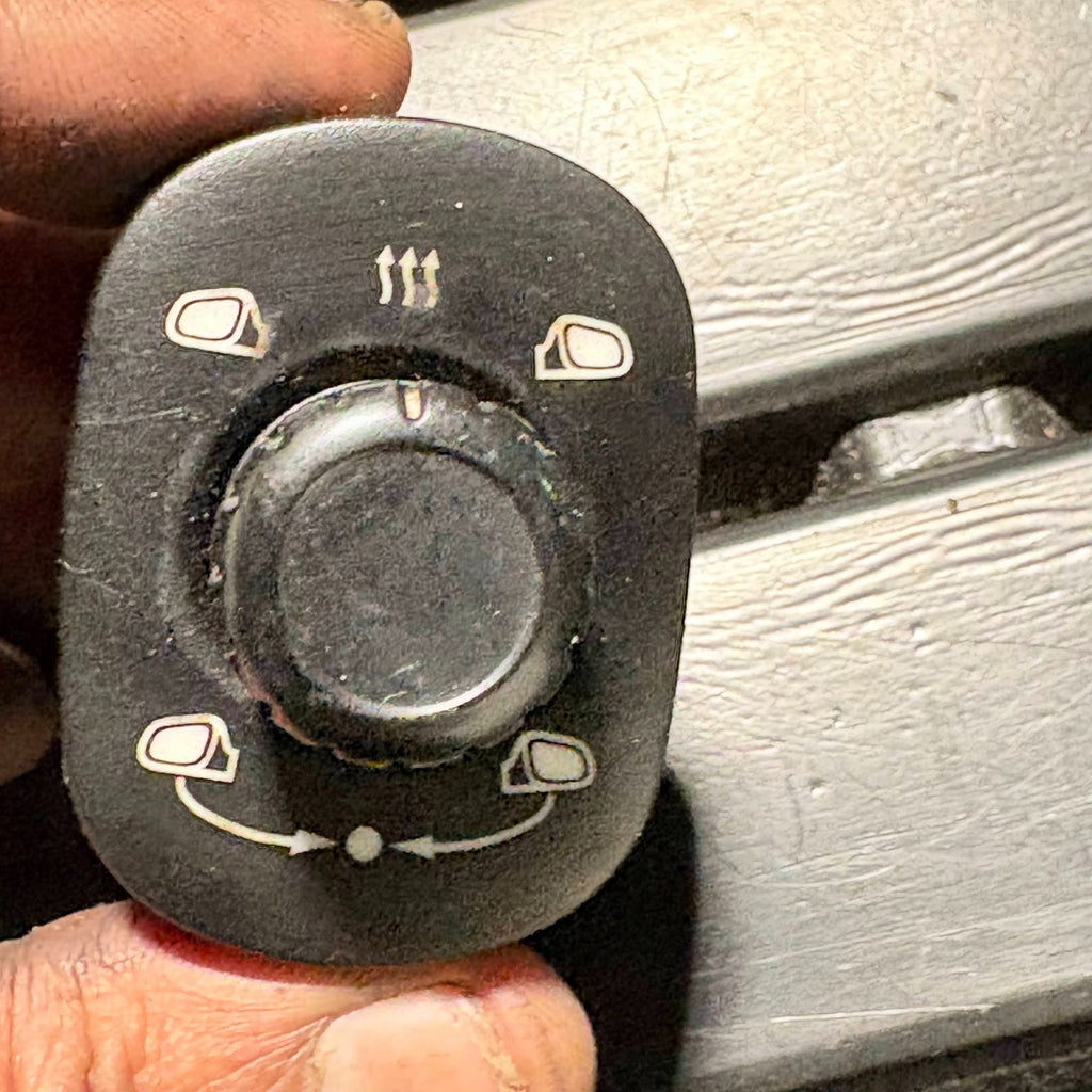 PORSCHE CAYENNE MIRROR ADJUSTMENT SWITCH 7L5959565