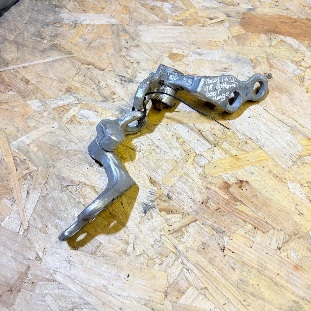 Ford Focus Rear Right Side Door Hinges 2008-2011