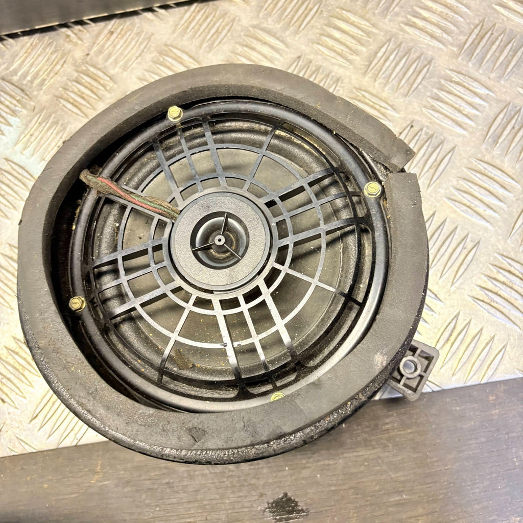Mercedes ML320 ML430 ML55 W163 Bose Front Left Door Speaker 1638200302 (98-01)