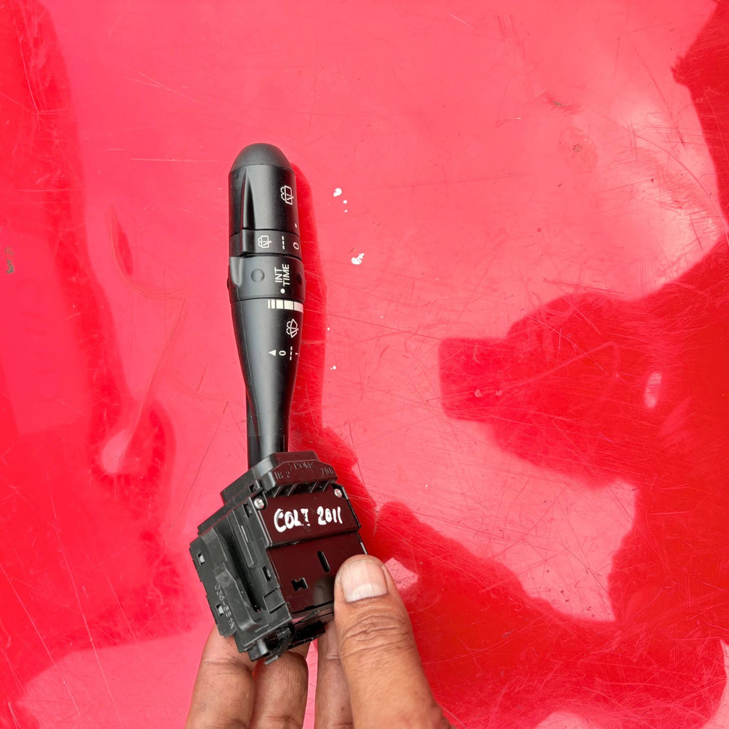 MITSUBISHI COLT 2011 WINDSHIELD WIPER CONTROL SWITCH