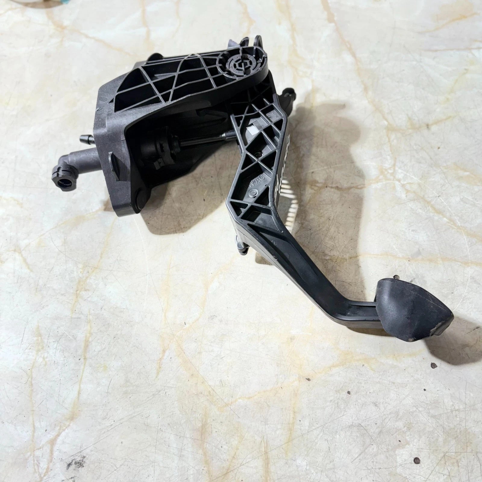 2008-2017 SEAT IBIZA MK4 (6J) CLUTCH CYLINDER 6R2 721 059 E
