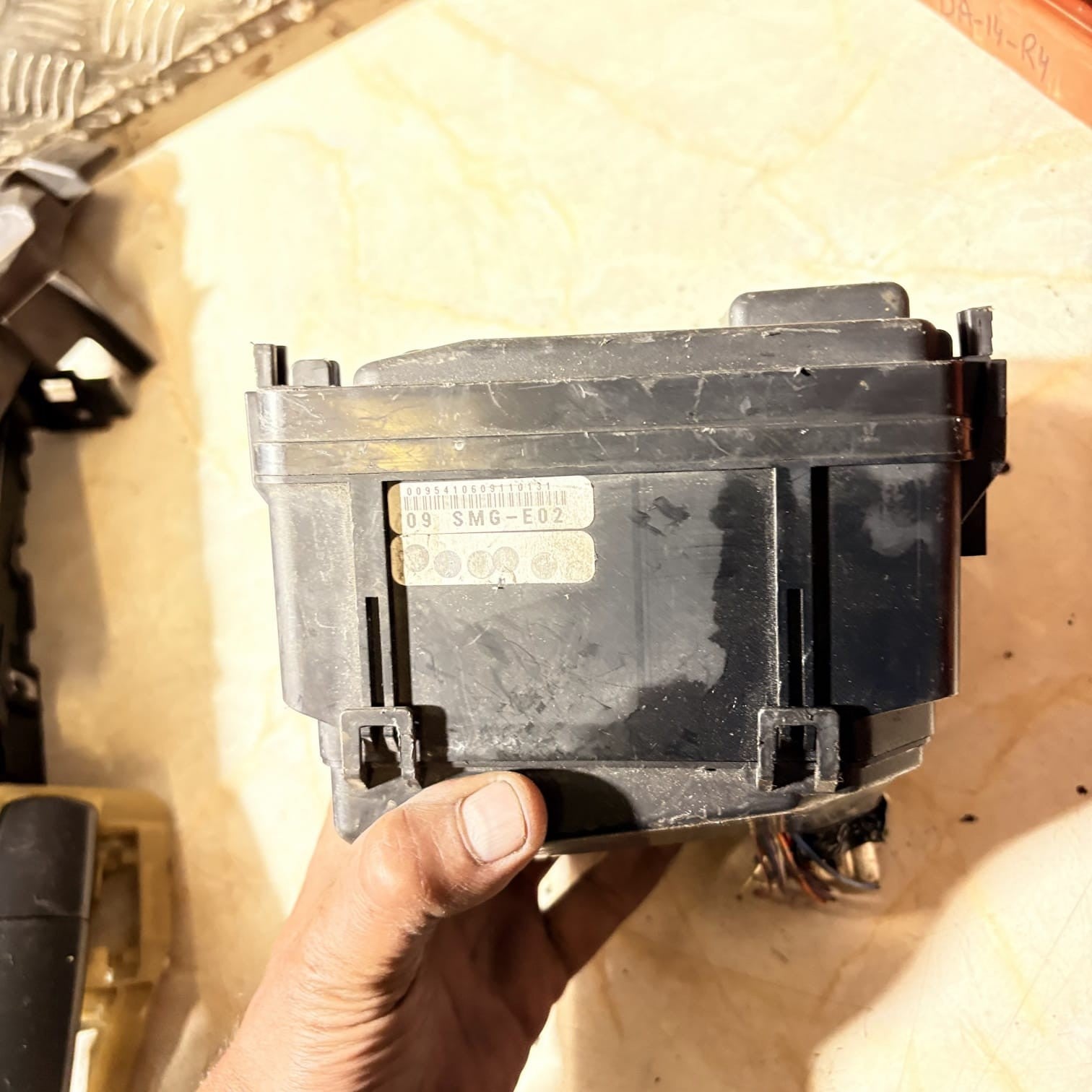 Honda Civic Type R FN2 2007-2008 Under Bonnet Fuse Box Relay Box 38250-SMG-E02