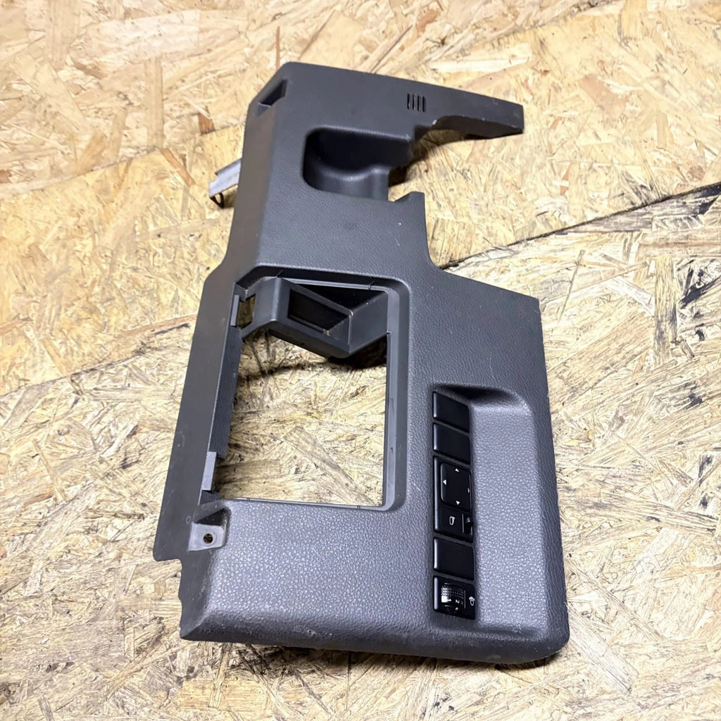 Nissan X-Trail T30 Interior Under Steering Wheel Dash Trim 68106 EQ320