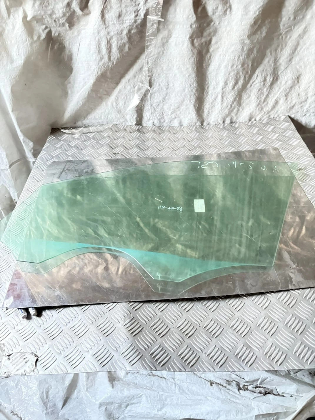 VW Polo 2003-2009 Driver Front Door Glass OSF RIGHT Side