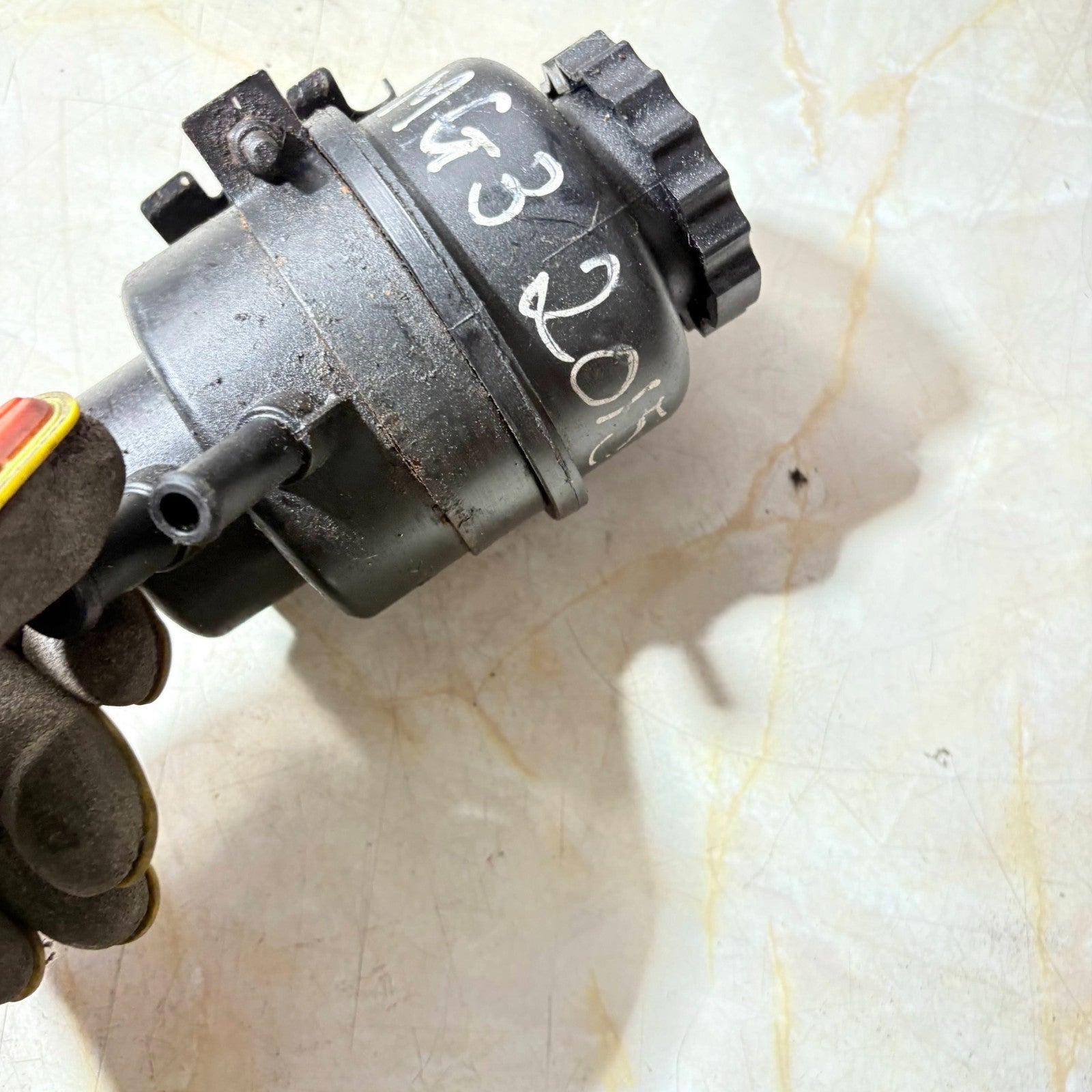 2013-2018 MG3 1.5 POWER STEERING BOTTLE TANK