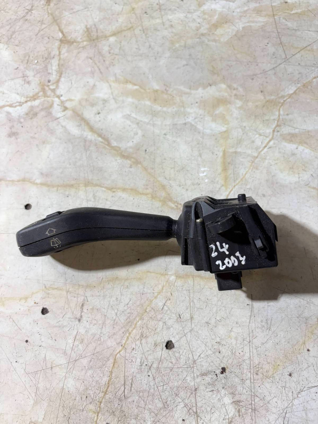 BMW 2003 WIPER STALK SWITCH 8363664M 01204000