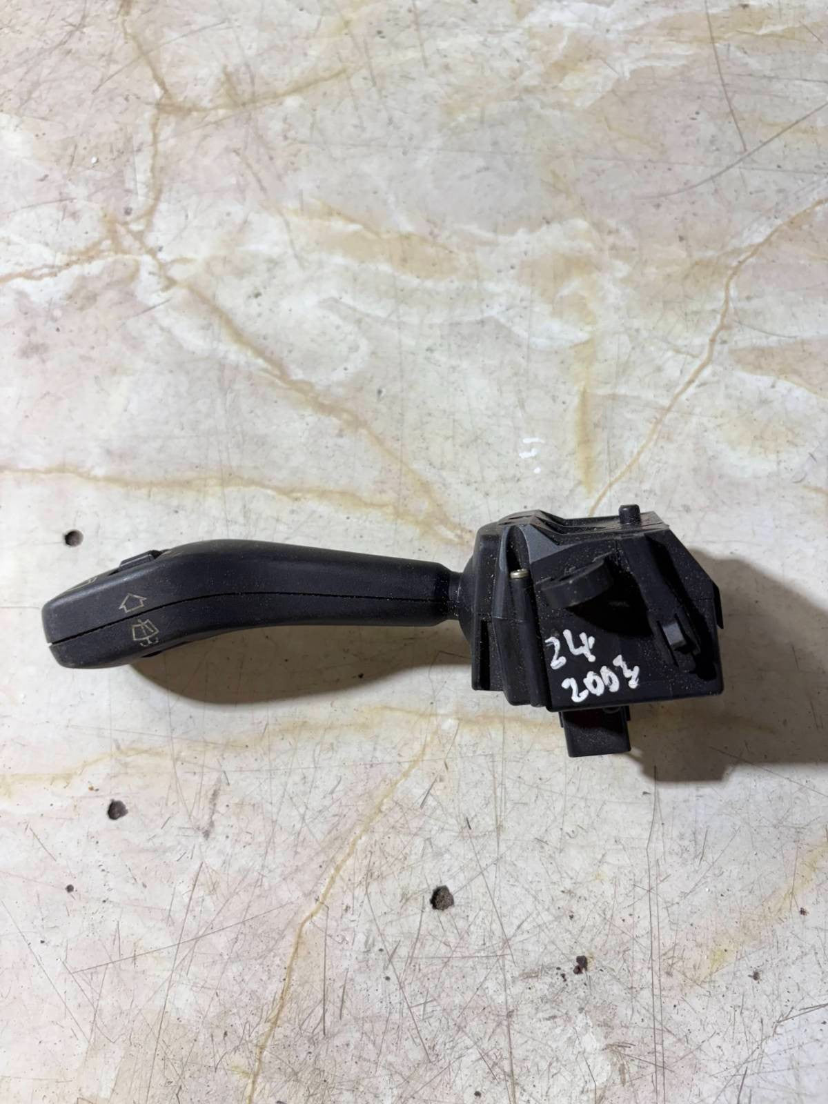 BMW 2003 WIPER STALK SWITCH 8363664M 01204000